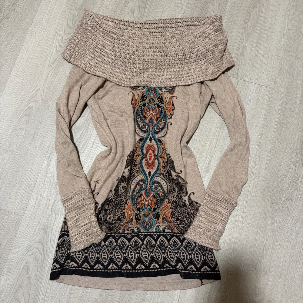 Cashe Off the shoulder Top
